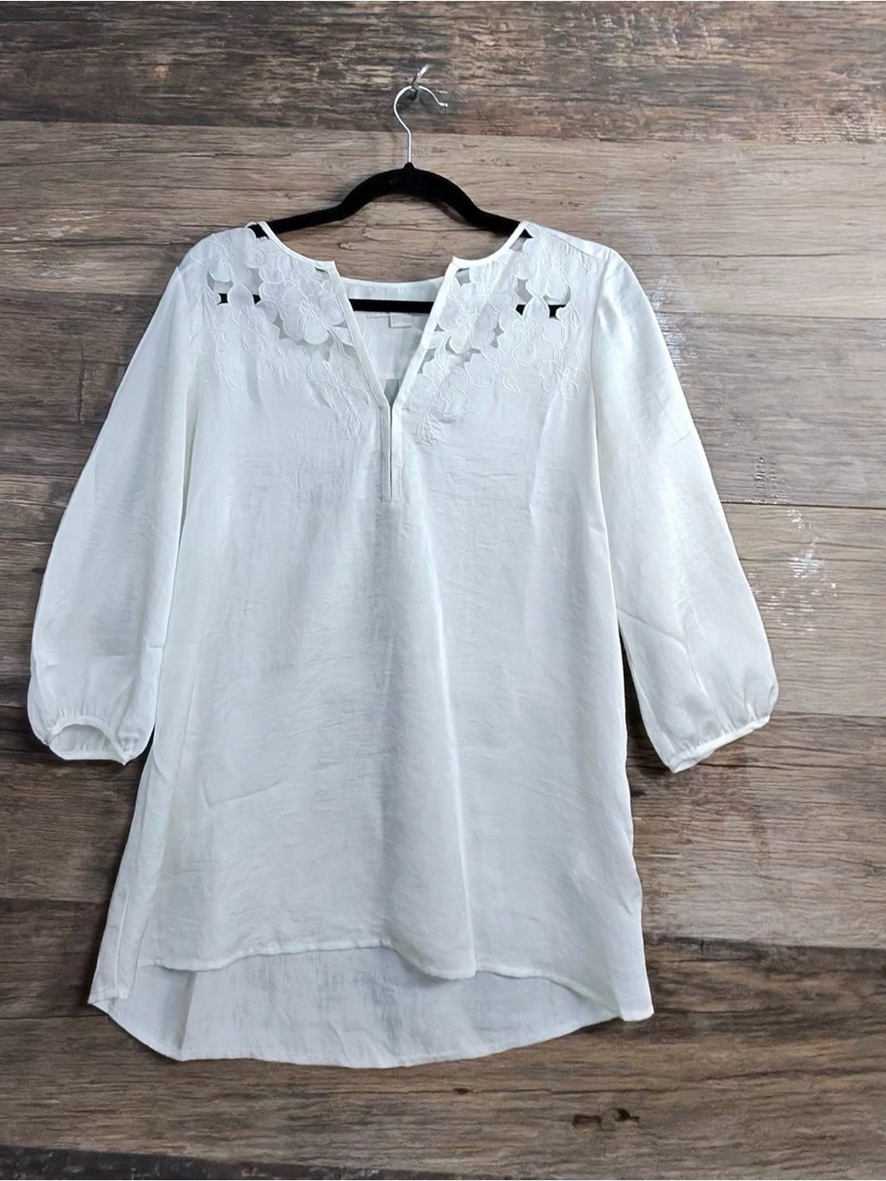 cooper & ella White Embroidered V-Neck Tunic